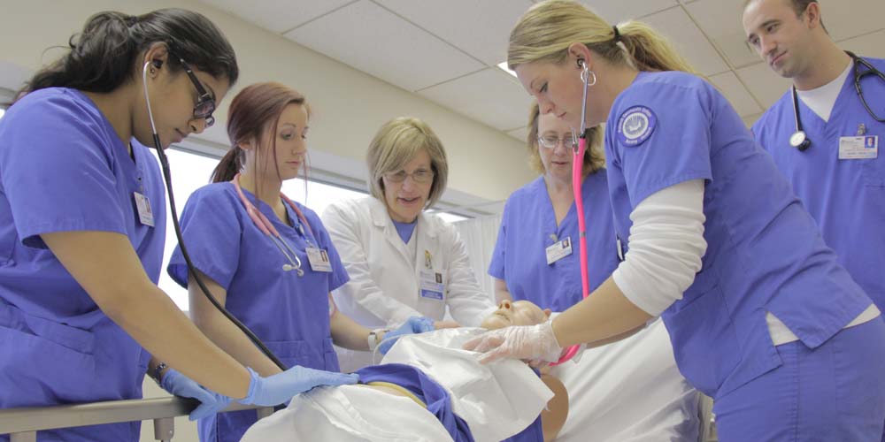 Want To Become A Certified Nursing Assistant Find More Details Here   Certified Nursing Assistant 